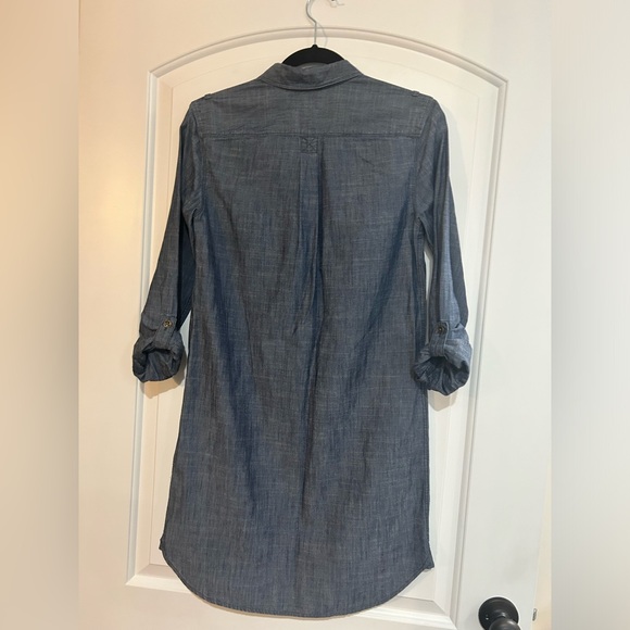 Great condition!! Fossil lightweight denim dress. Size XS. - Picture 2 of 6